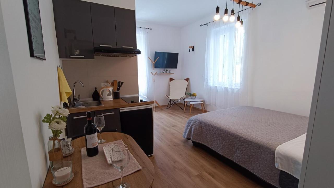 Rooms Diana สปลิท ภายนอก รูปภาพ