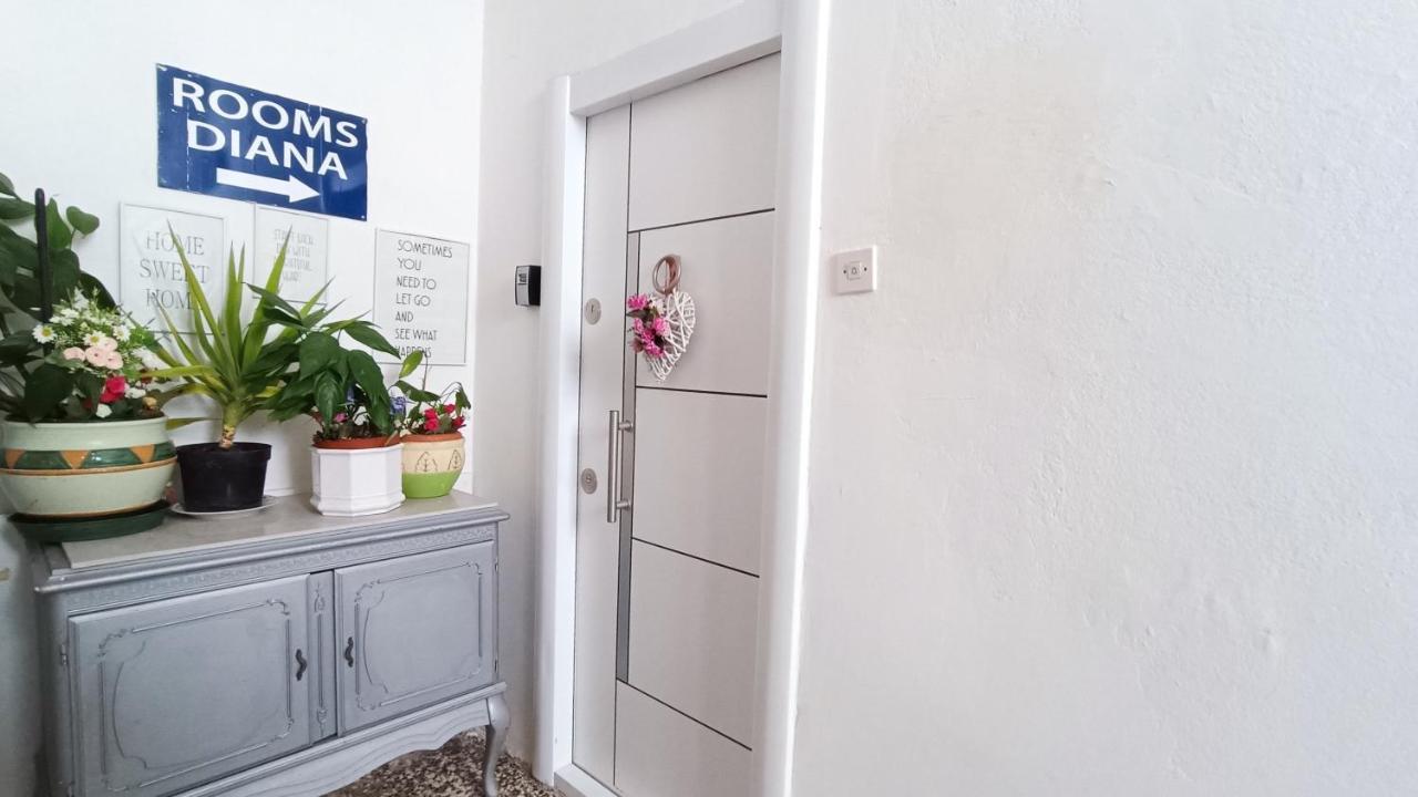 Rooms Diana สปลิท ภายนอก รูปภาพ
